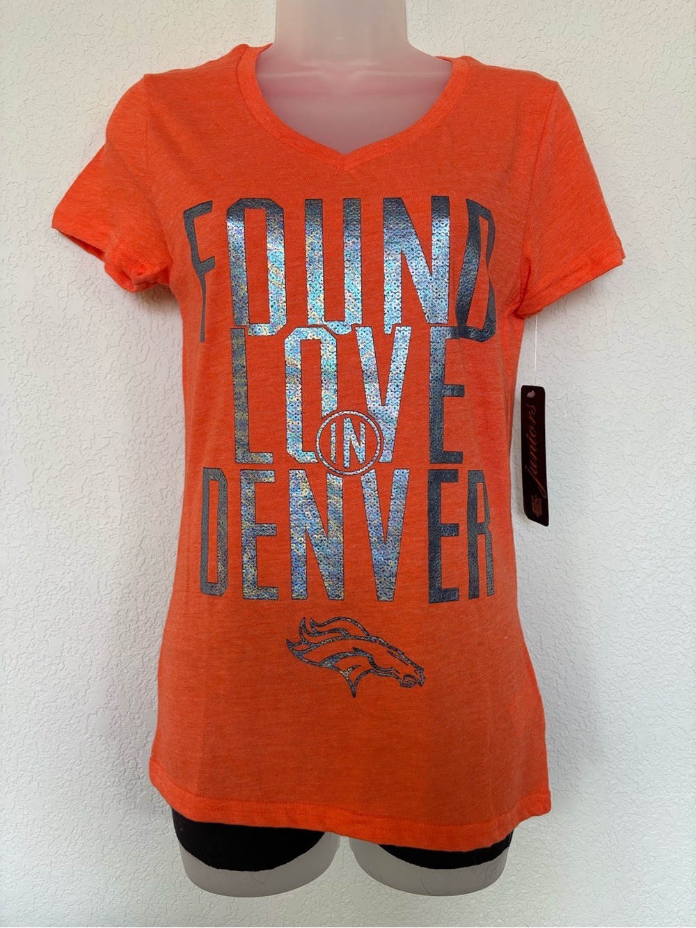 Denver Broncos Women’s Orange V-Neck Tee